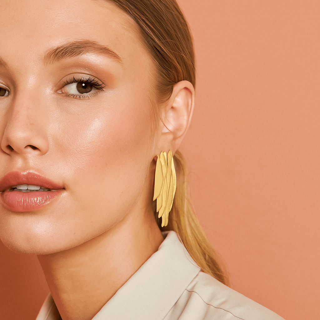 Pendientes Naroa en Oro 18K – Diseño Orgánico Artesanal Hecho en España