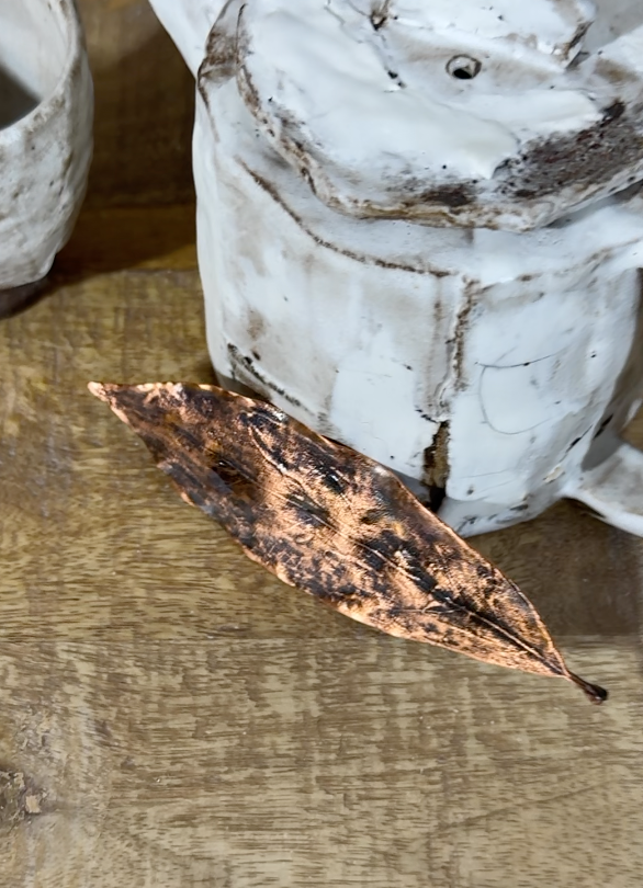Broche de Cobre Blad de Anna Canal