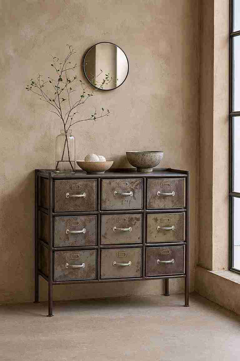Saga Iron Dresser with 9 Drawers