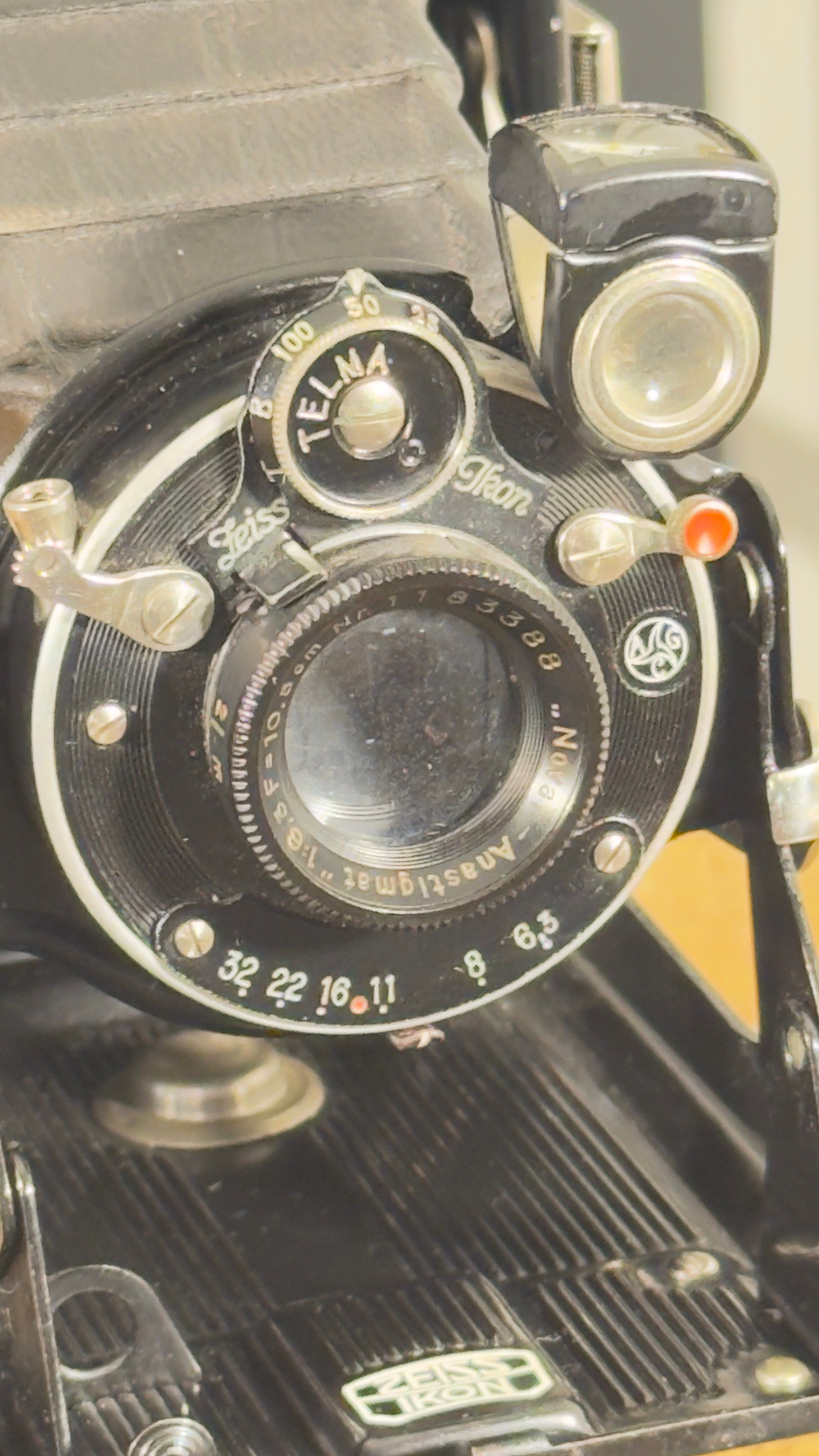 Cámara Zeiss Ikon Ikonta 6x9 c.1930 | Cámara Alemana de Fuelle | Novar Anastigmat 10.5 cm | Fotografía Analógica de Medio Formato