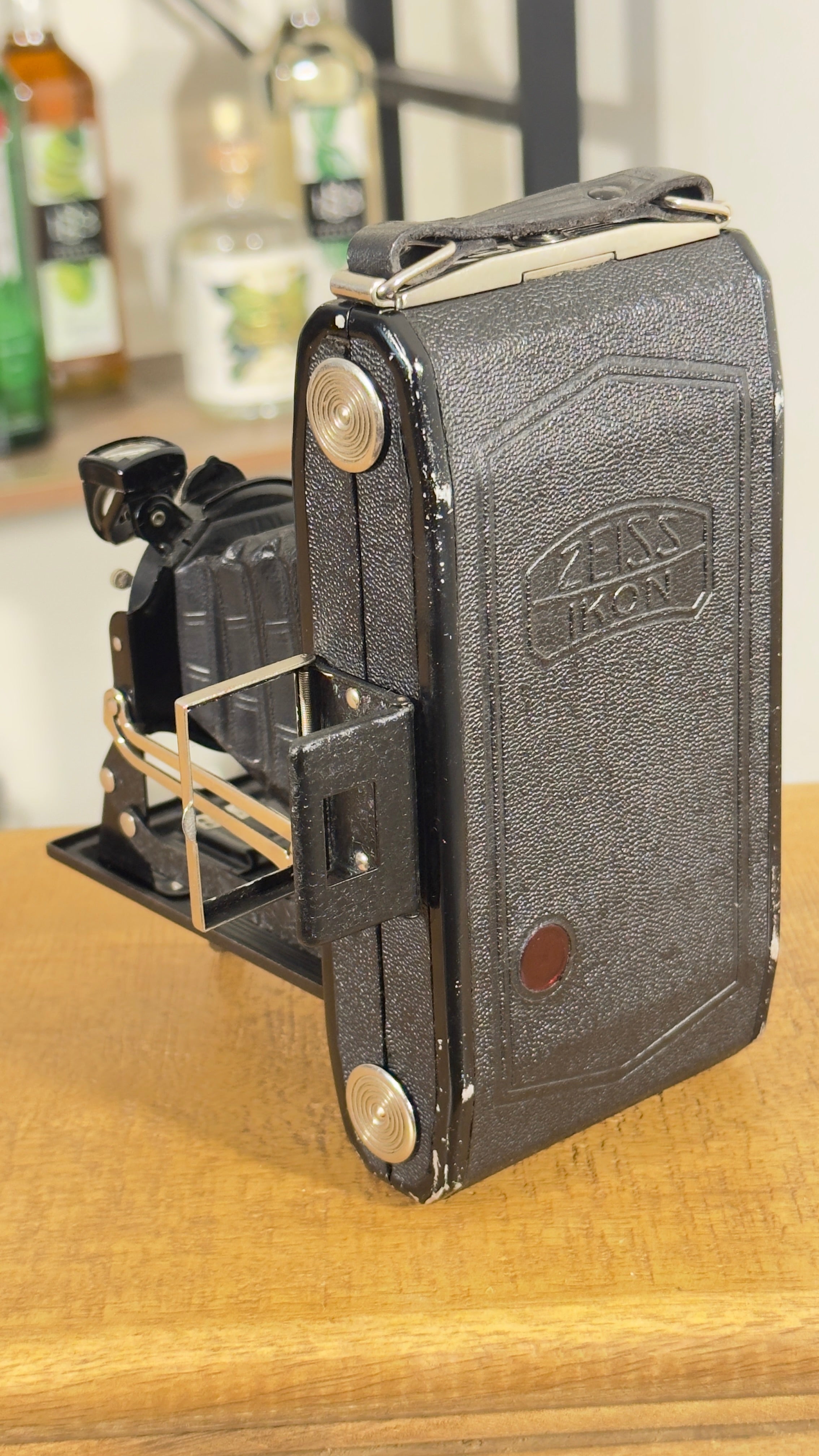 Cámara Zeiss Ikon Ikonta 6x9 c.1930 | Cámara Alemana de Fuelle | Novar Anastigmat 10.5 cm | Fotografía Analógica de Medio Formato