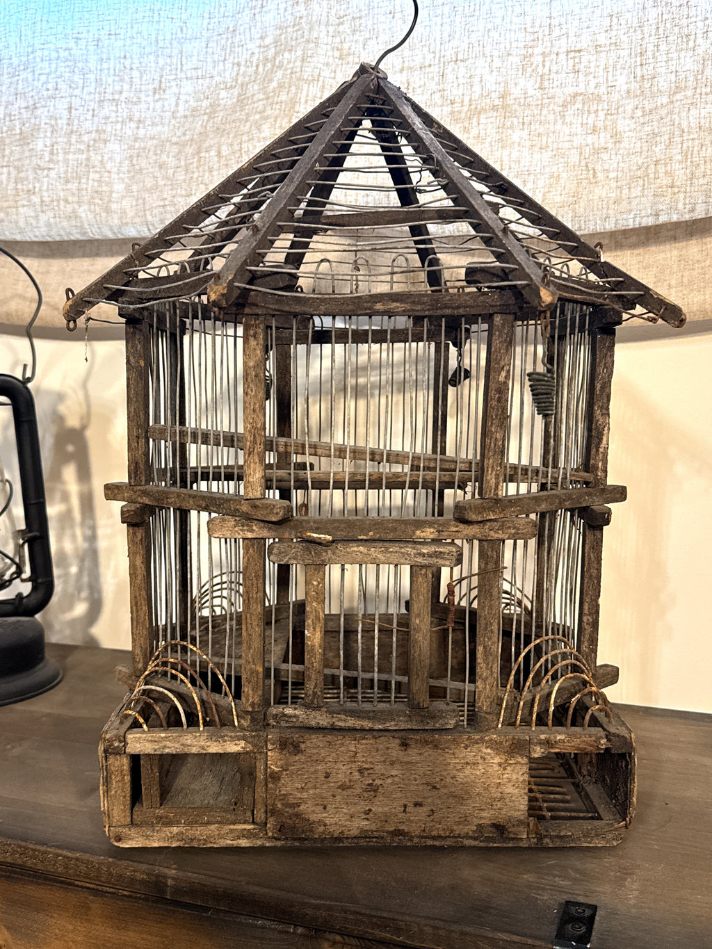 Antigua Jaula Trampa de Reclamo para Pájaros | Posible Origen Portugués | Arte Popular Rural | Finales del Siglo XIX – Principios del Siglo XX