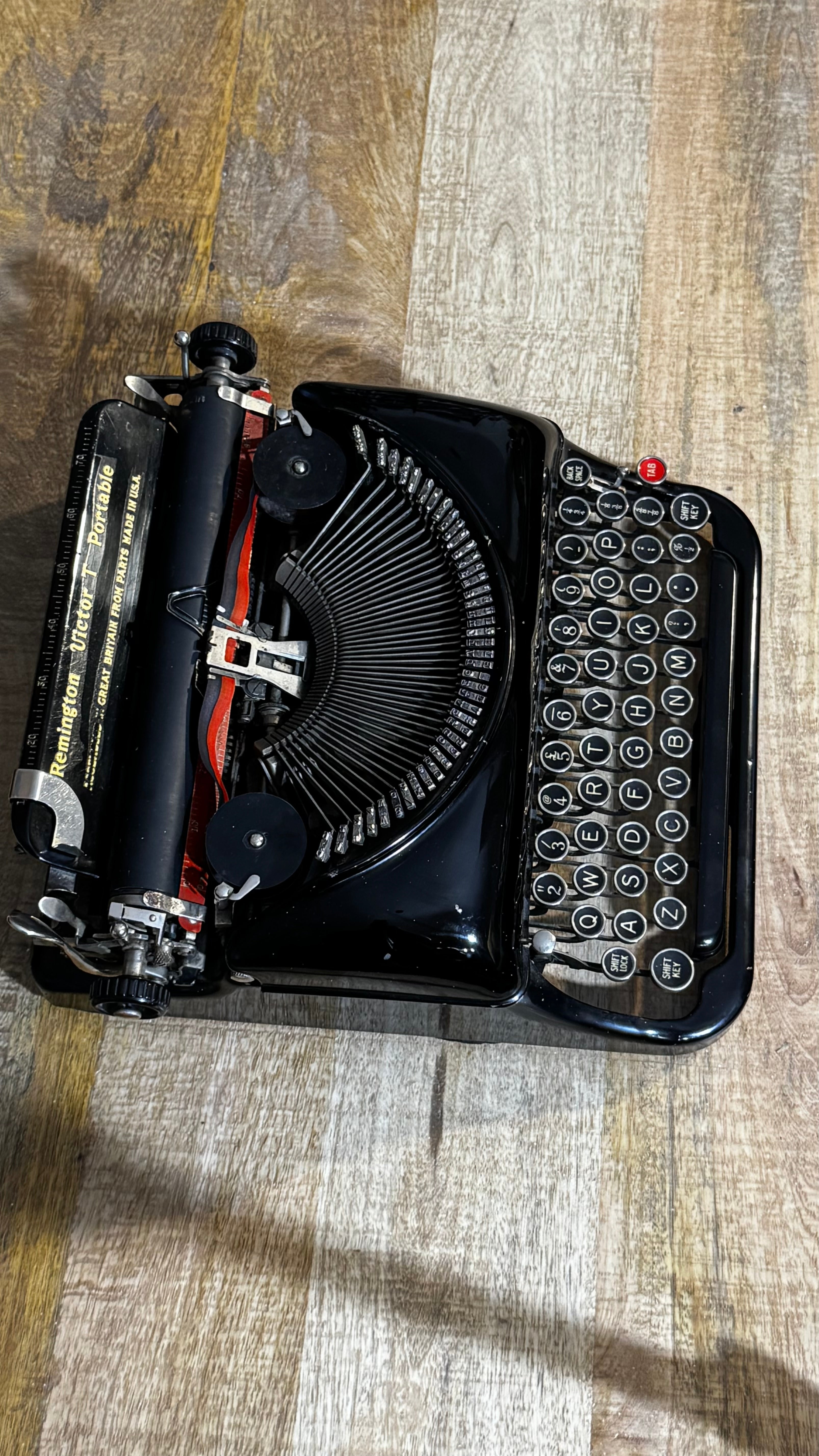 Remington Victor T Portable | Antigua Máquina de Escribir Americana | Máquina de Escribir Portátil Vintage | Década 1930 | Funcional