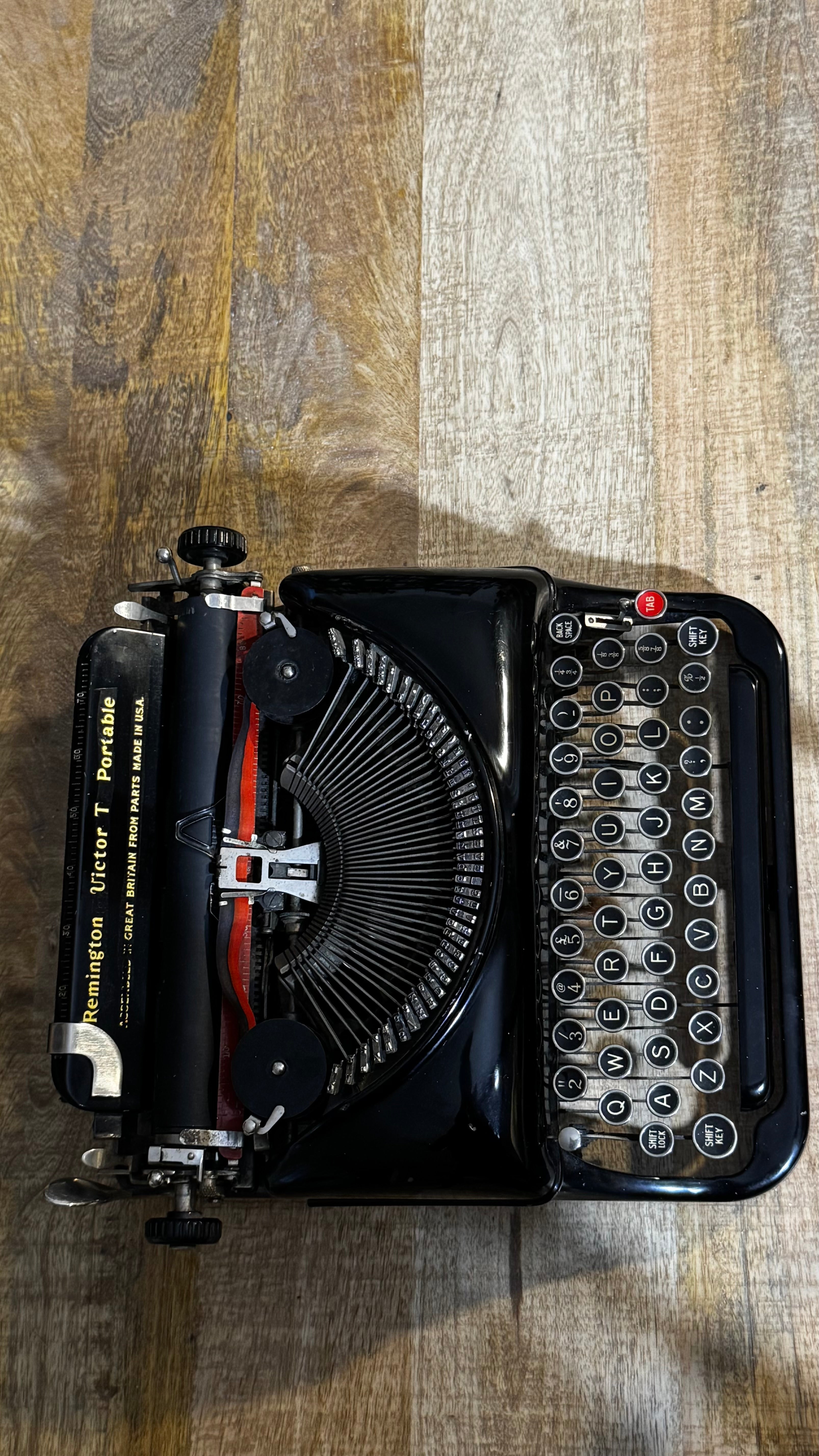 Remington Victor T Portable | Antigua Máquina de Escribir Americana | Máquina de Escribir Portátil Vintage | Década 1930 | Funcional