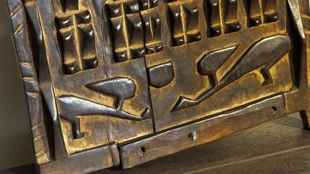 Puerta de Granero Dogón Bajdaguara de Malí | Antigua Puerta Africana Tallada a Mano | Arte Tribal Étnico | Escultura Arquitectónica de Madera