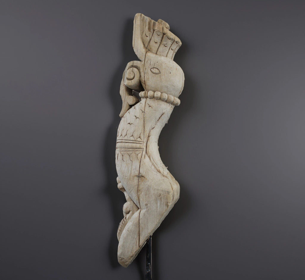 Escultura de Madera Tallada – "Dragón de Madera" (India, Vintage)