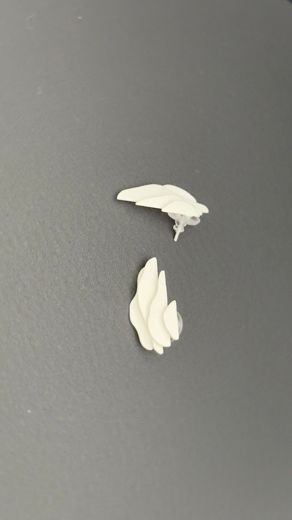 Pendientes Izadi Plata de Ana Martínez y David de Felipe