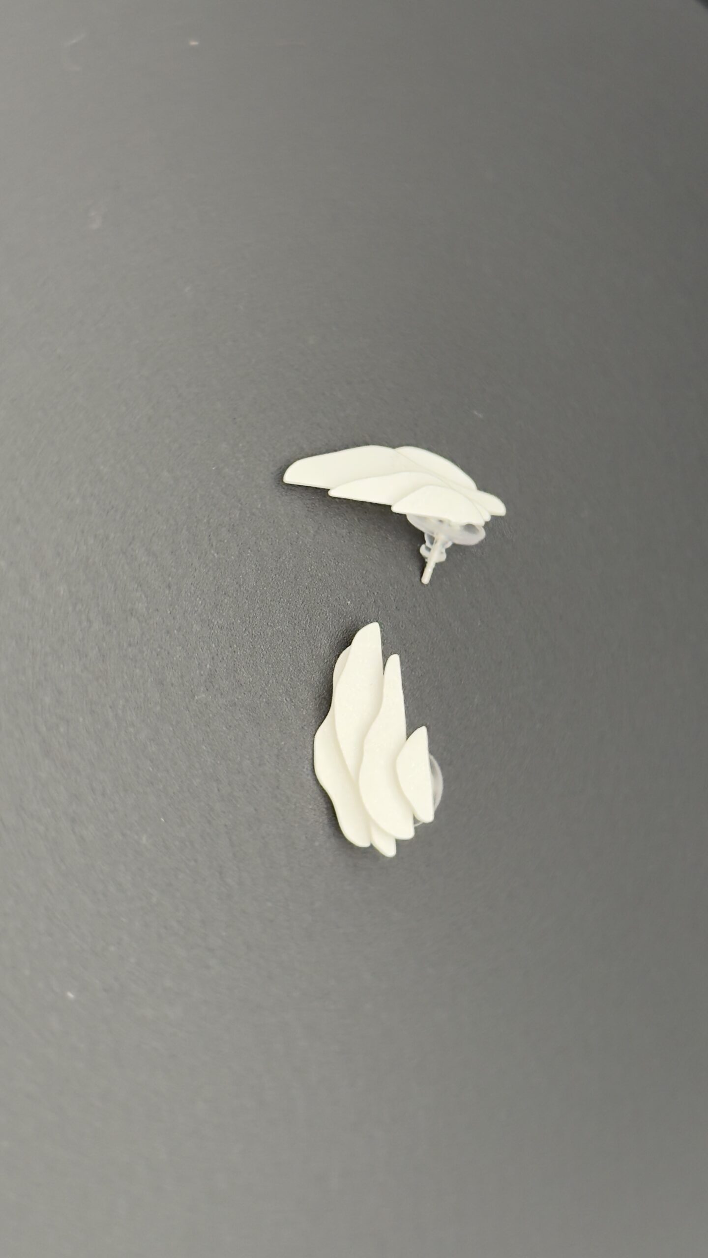 Pendientes Izadi Plata de Ana Martínez y David de Felipe