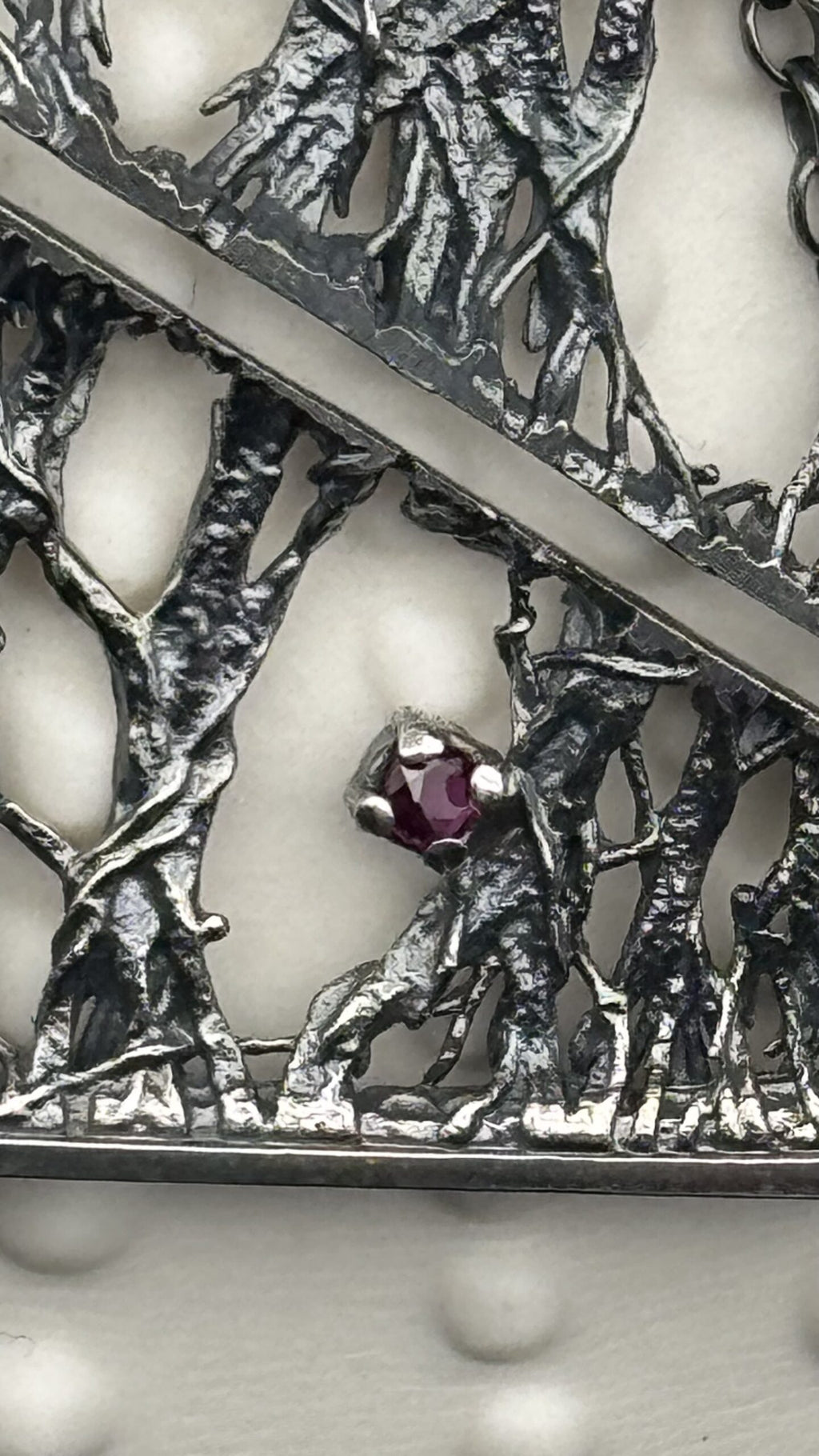 Colgante Tanit cuadrado , plata oxidada. Tamaño grande.