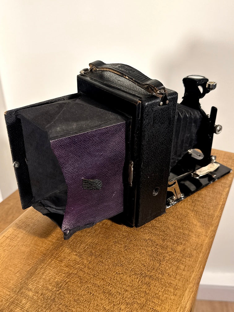Cámara fotográfica antigua ICA Corrida 156 Novar Anastigmat 135mm – Dresde, Alemania 1915–1925
