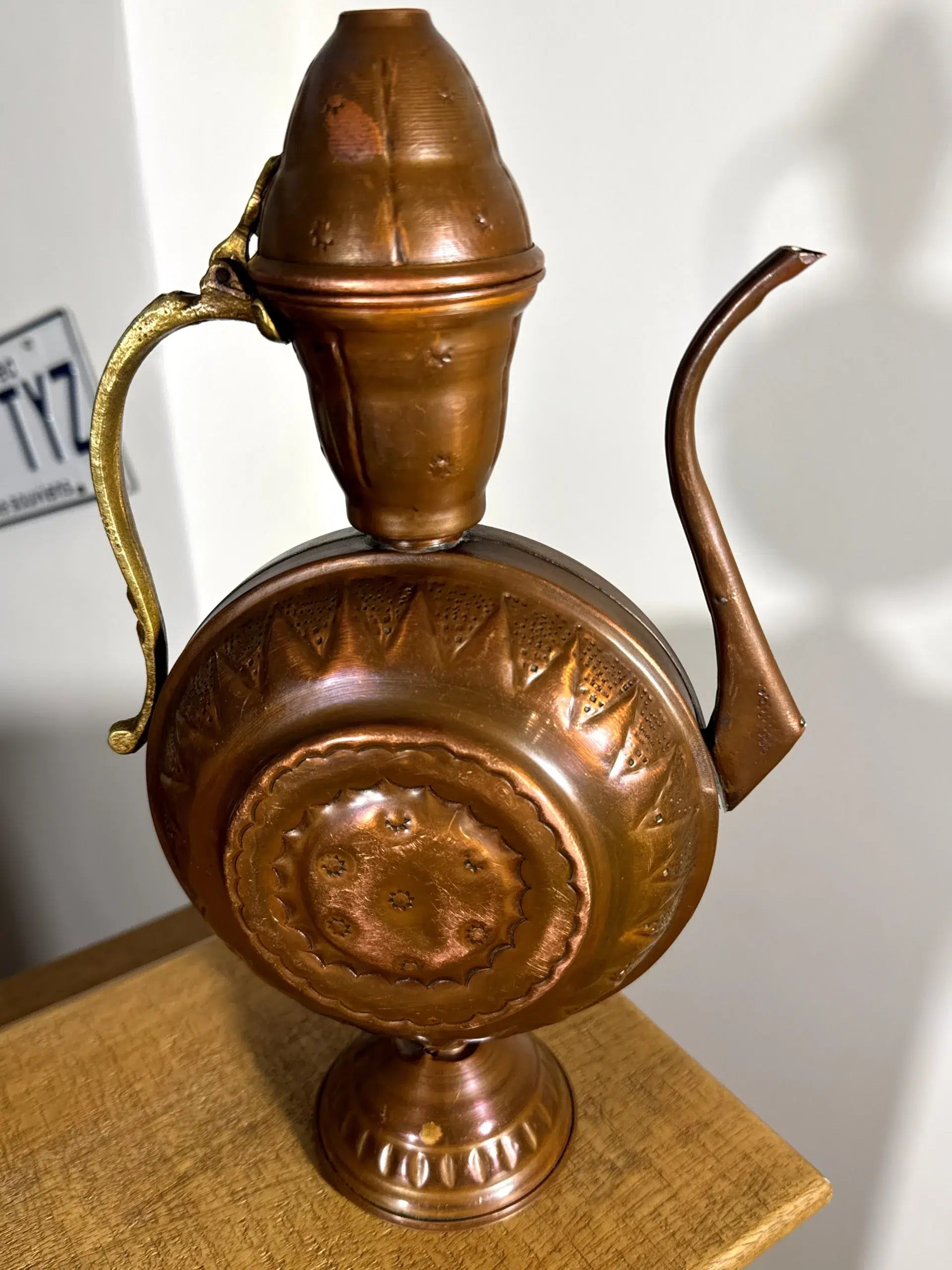 Tetera Tunecina de Cobre (Moringa) – Estilo Oriental Islámico, c. 1940-1950