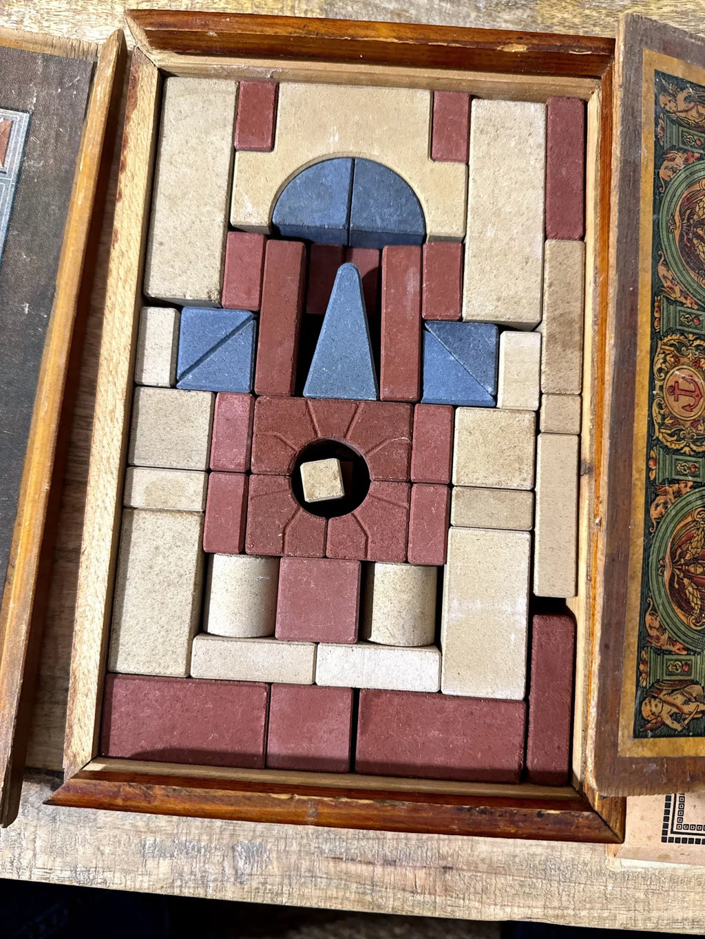 Richter Anchor No. 2½ "Elbing" – Antique German Architectural Block Set