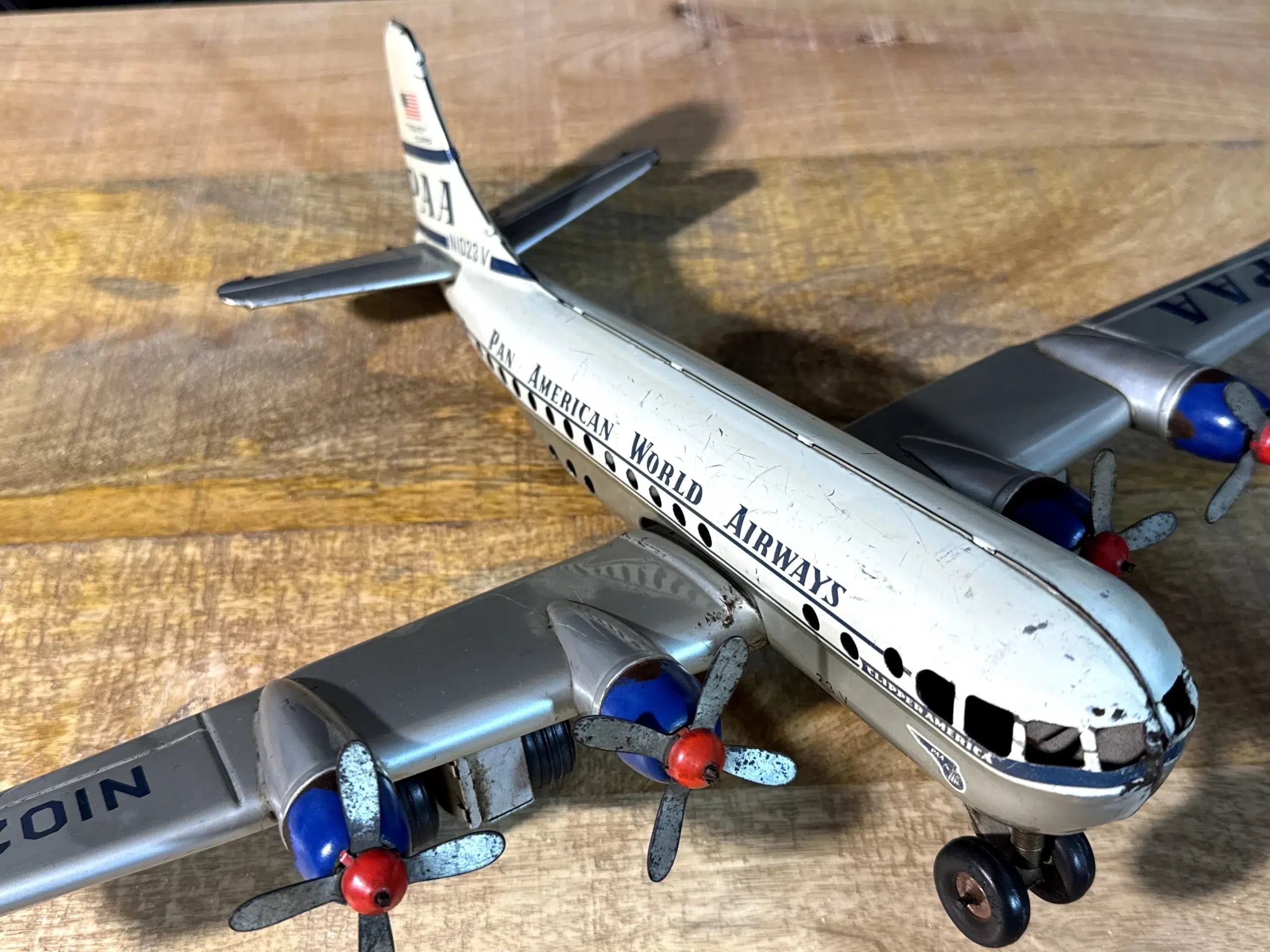 Avión Pan Am Clipper Boeing 377 Stratocruiser de hojalata – Alemania Occidental, años 50