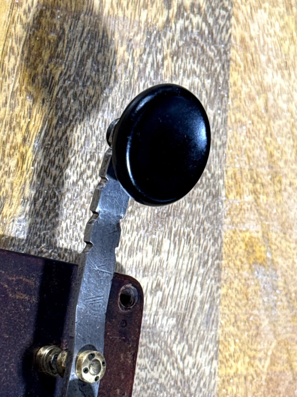Transmisor Morse Antiguo Naval c.1940–1950 – Llave Morse de Barco Industrial en Acero y Latón
