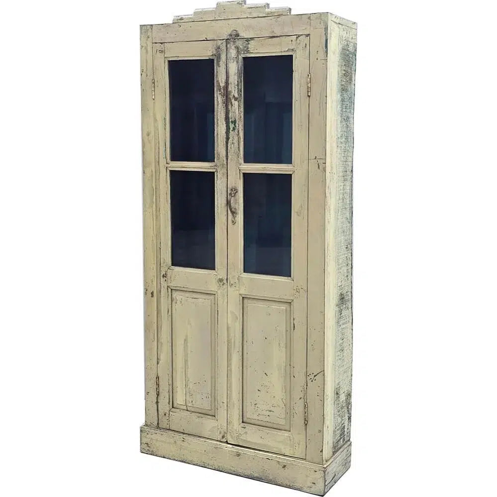 Vitrina Antigua de Madera con Pátina Amarilla Clara y Puertas de Cristal – Armario Vintage de Almacenaje y Decoración