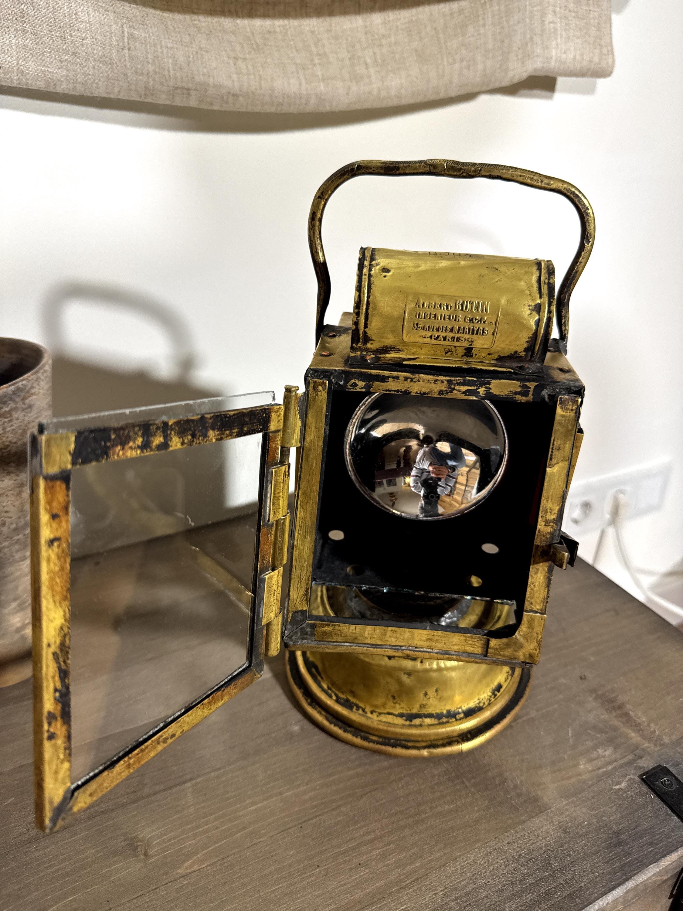 Antigua Linterna Francesa de Carburo Albert Butin París c.1900 | Farol Ferroviario de Latón | Automobilia Industrial Steampunk