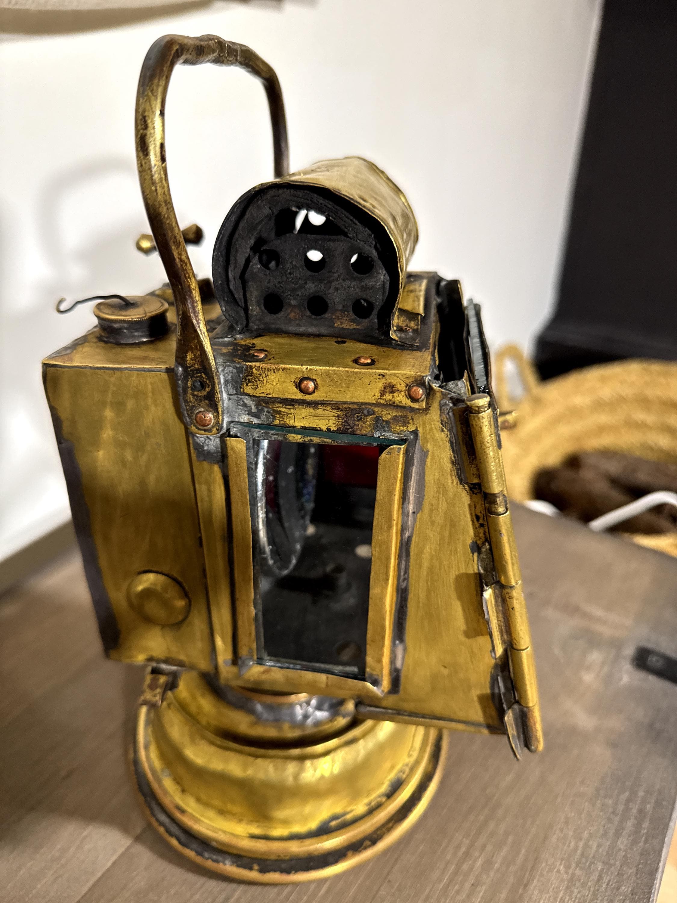 Antigua Linterna Francesa de Carburo Albert Butin París c.1900 | Farol Ferroviario de Latón | Automobilia Industrial Steampunk