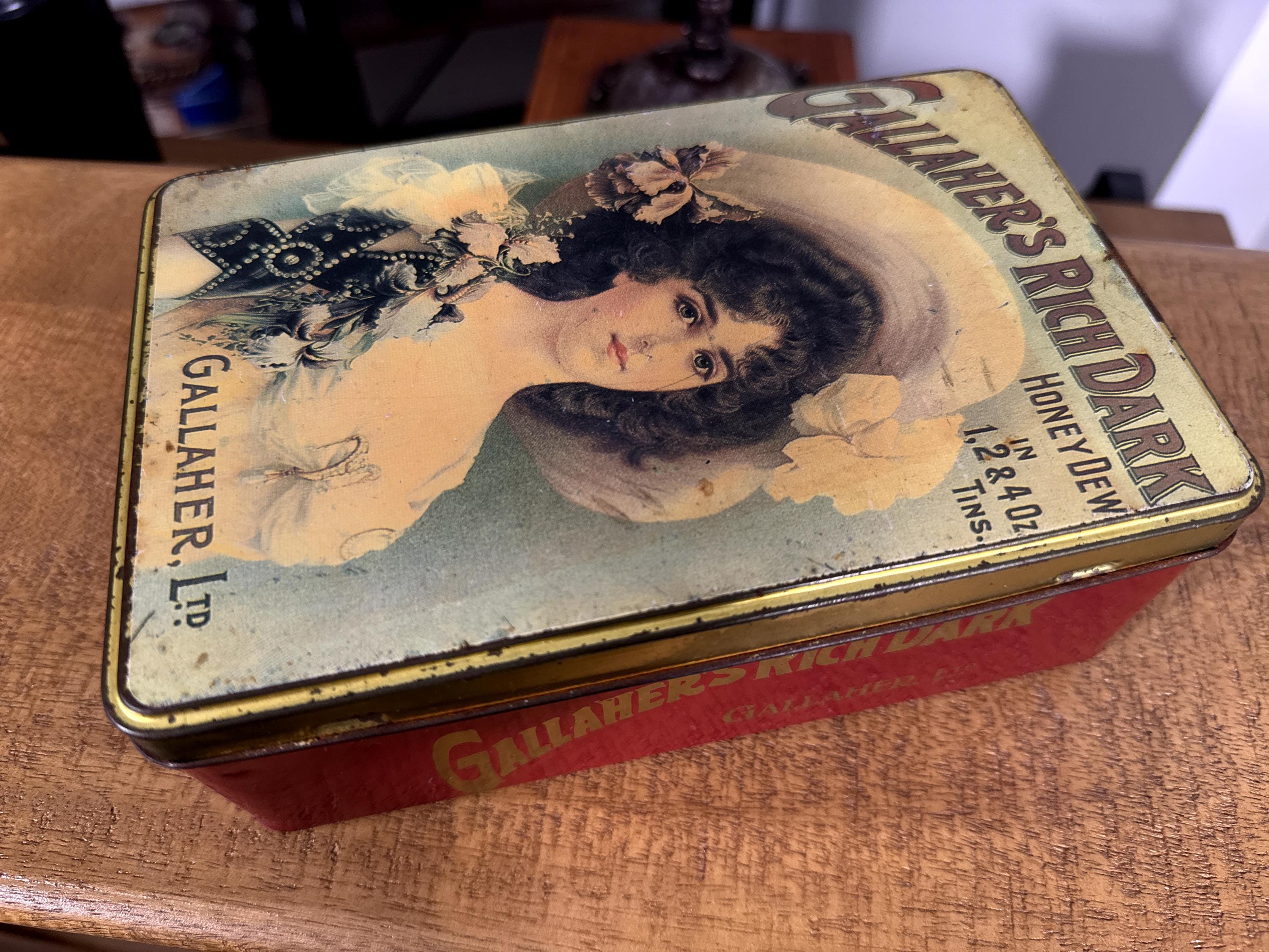 Lata Antigua de Tabaco Gallahers Honey Dew | Caja Publicitaria Inglesa Art Nouveau | Tobacciana Vintage Belle Époque