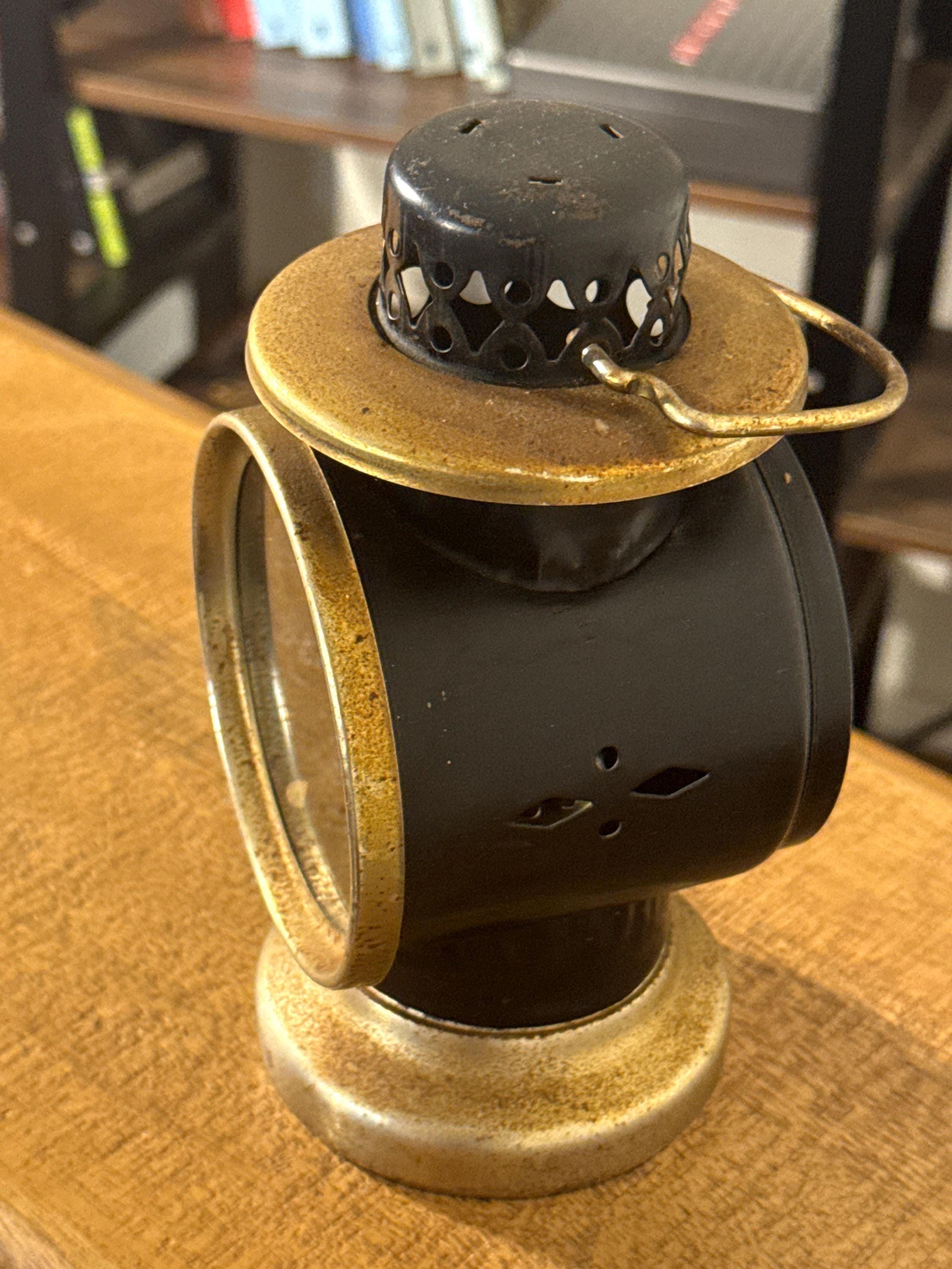 Lámpara Marina Antigua de Aceite | Farol Náutico Francés 1900 | Antique Ship Lantern | Decoración Naval Vintage