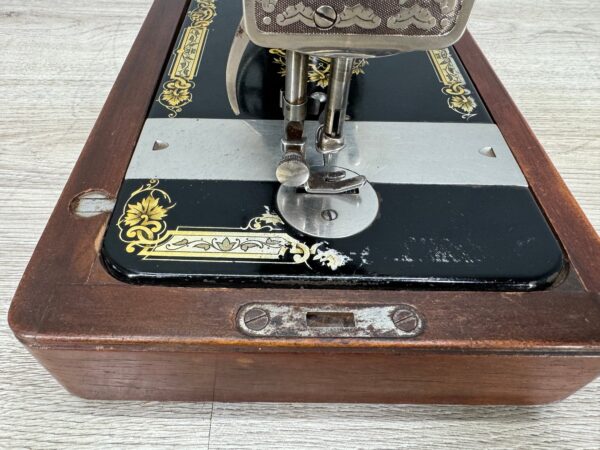 Maquina de Coser Singer 28K (1924) - Imagen 6