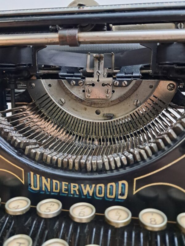 Máquina de Escribir Underwood Standard 12 (1930-1940) - Imagen 3