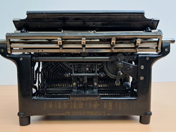 Máquina de Escribir Underwood Standard 12 (1930-1940) - Imagen 5