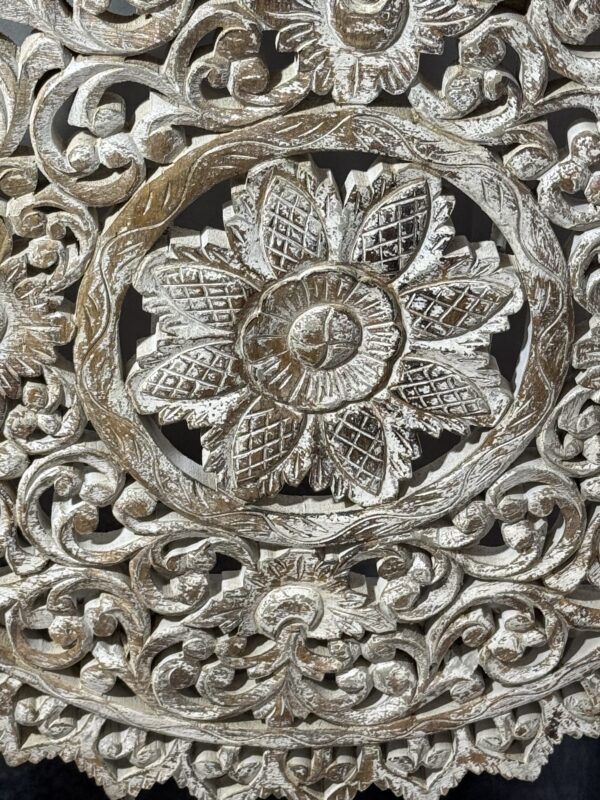 Mandala Tallado a mano en Madera – Arte de la India - Imagen 6